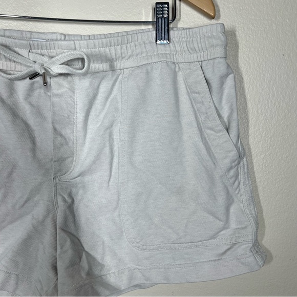 Athleta Womens Farallon Heathered Cream Shorts Plus Size 16 Cotton Blend - Picture 2 of 8